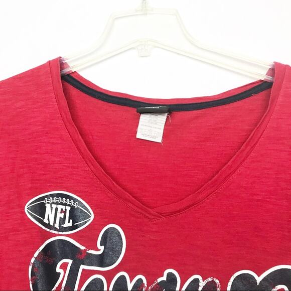 NFL Apparel Texans Womens Football T-Shirt Size Large Red V-Neck Distressed Tee - Picture 4 of 8